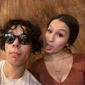 Meet your Posher, Isabella